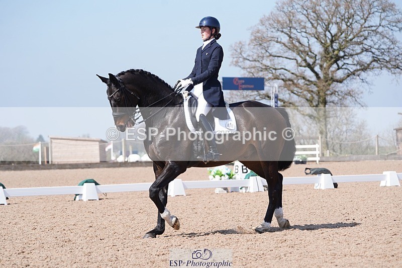 250404-125544-06007 - 015-Daisy.Hills-Midtgaards.Gijon