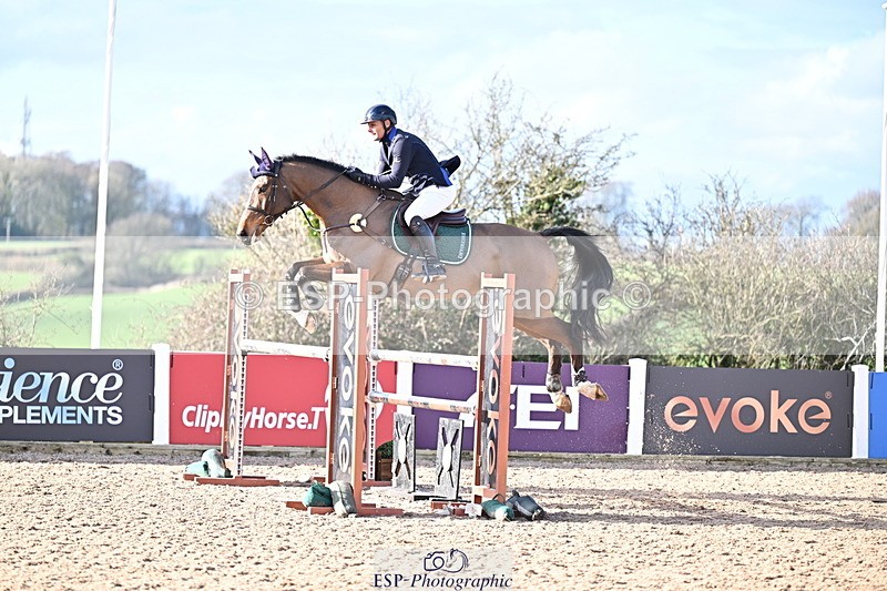 260204A-140255-00427 - Cls 5 Foxhunter and 1.20m