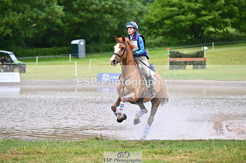 250524A-093713-08740 - A-006-Holly.Clarke-NICO