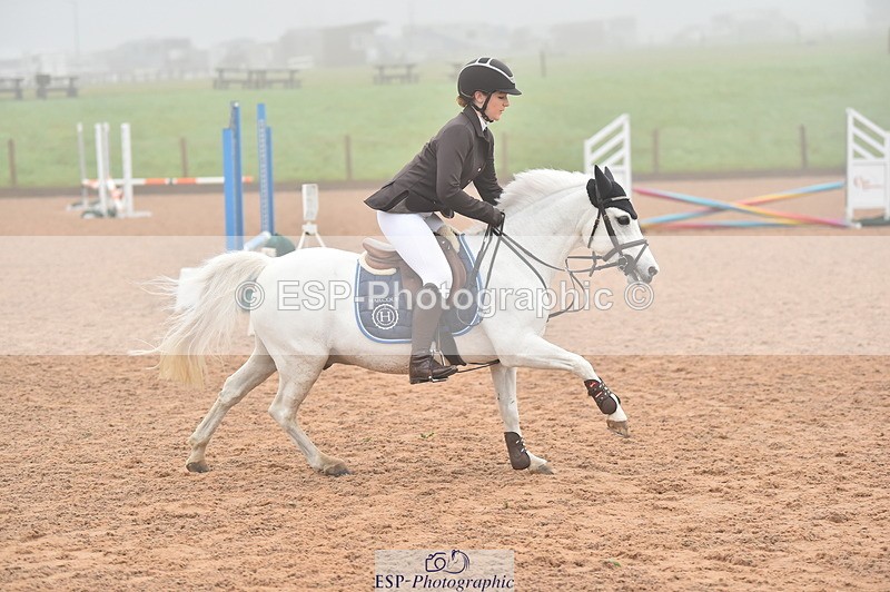 231118A-090212-00704 - Cls 16+17 Club and Schools 60cm