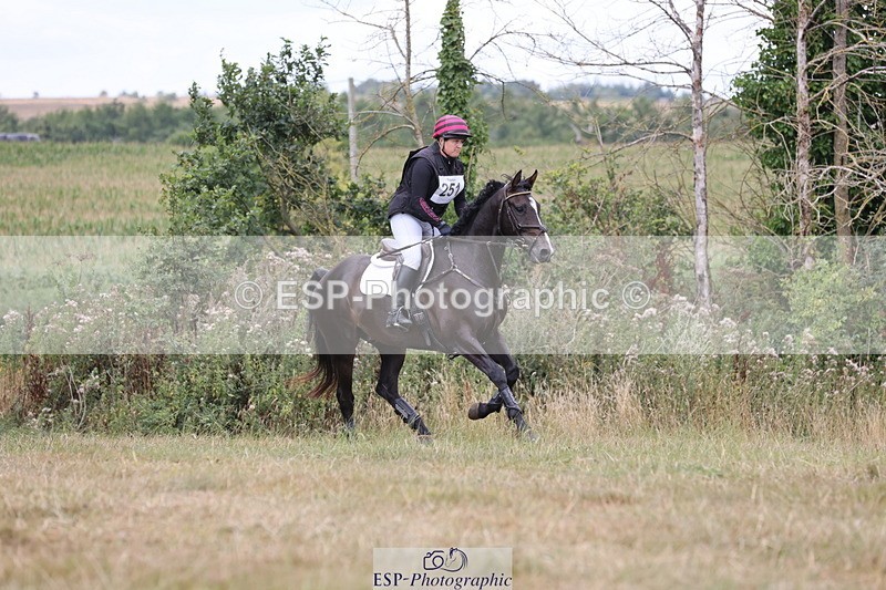 250802A-144233-05091 - F-251-Lizzie.Luxton-SHANNONDALE.LUIGI