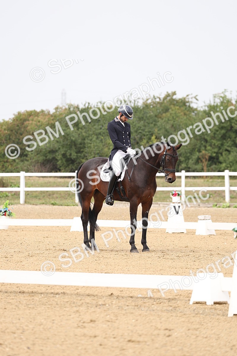 SBM_007075 - Class 9 - FEI INT I - 13.37-14.33