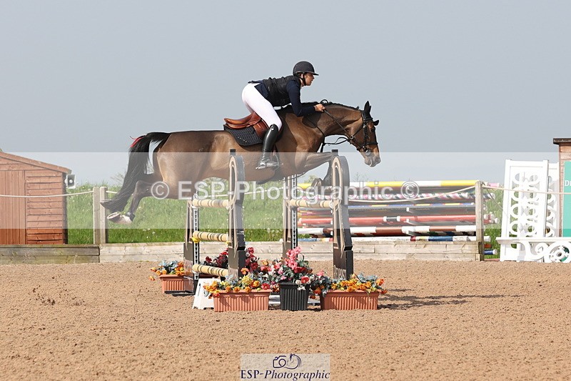 240511A-095959-11572 - Cls 33 Snr 1.20m Open