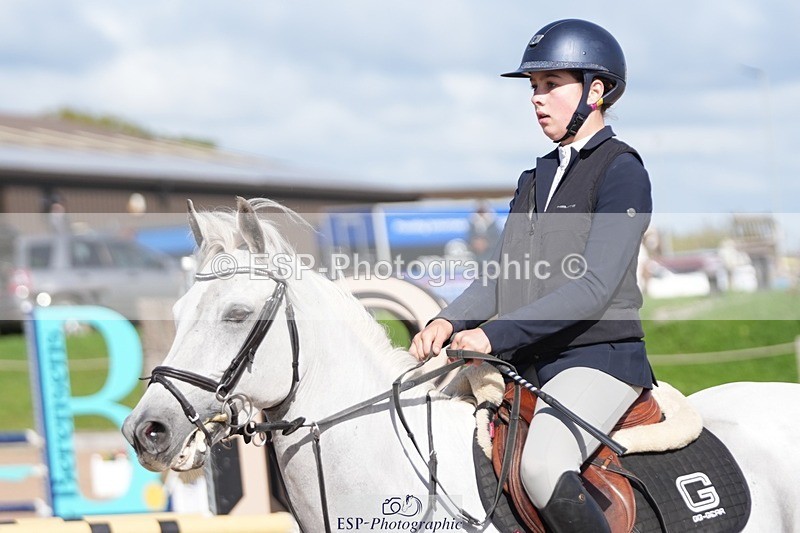 250921-113928-02518 - Cls 6 Pony Newcomers and 1m