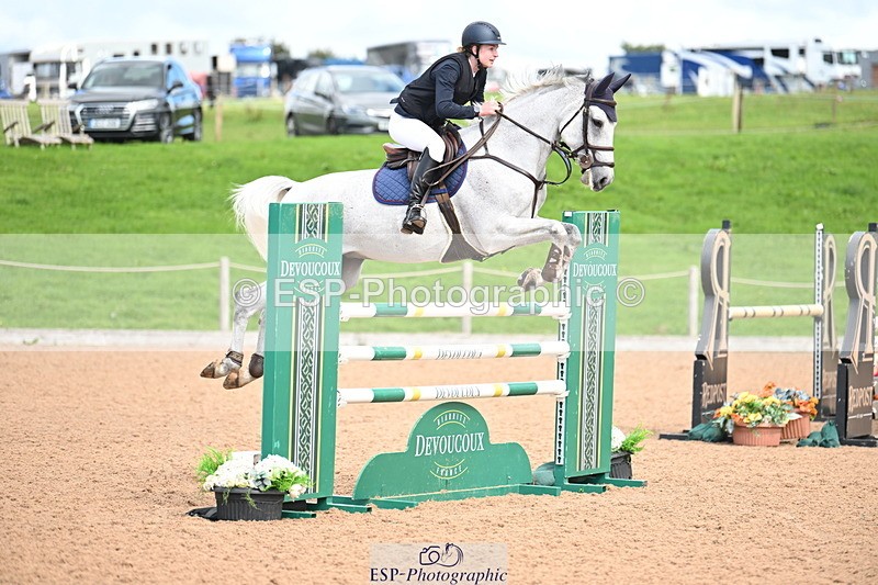 240912A-125826-01593 - Cls 3 Snr Foxhunter