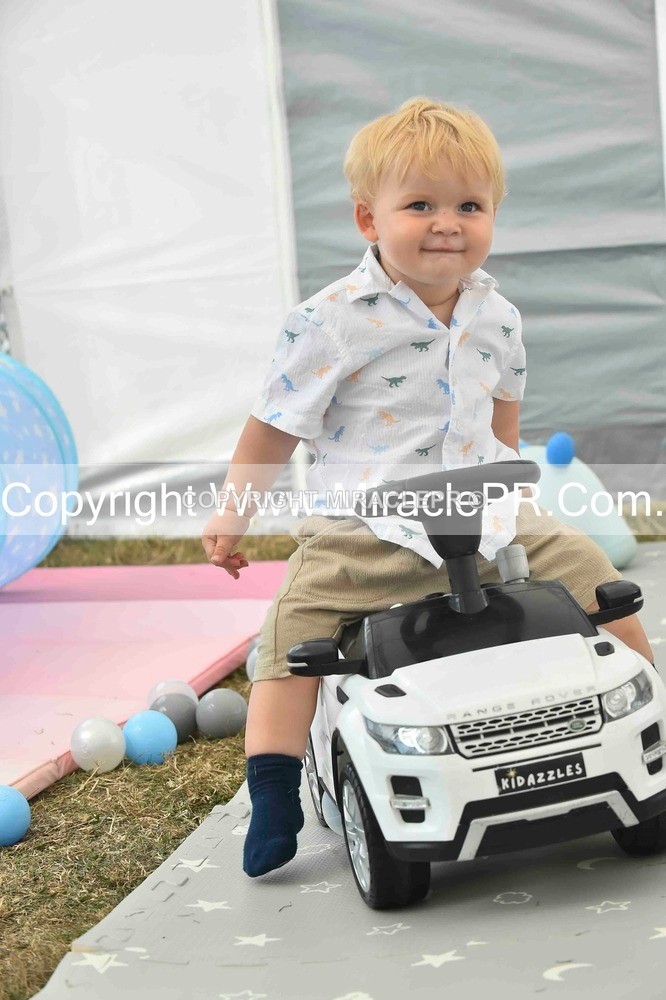 SH4_2310 - Bonny baby competition.