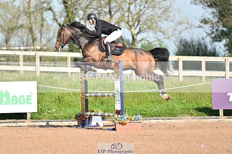 240510A-171841-09433 - Cls 24 National 1.40m Open