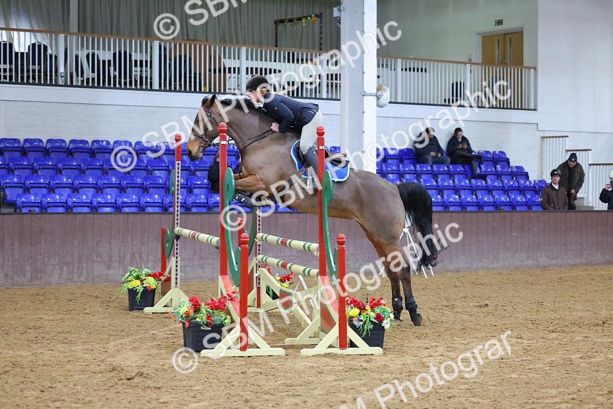 1I0A4927 - Class 9 - Senior Newcomers/ 1.10m Open