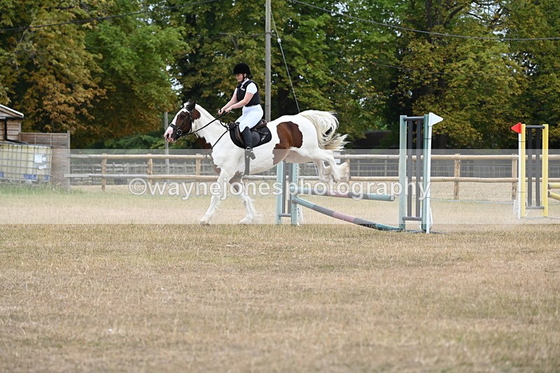 WJ6_0702 - Class 14 Intermediate Jumping 75cm