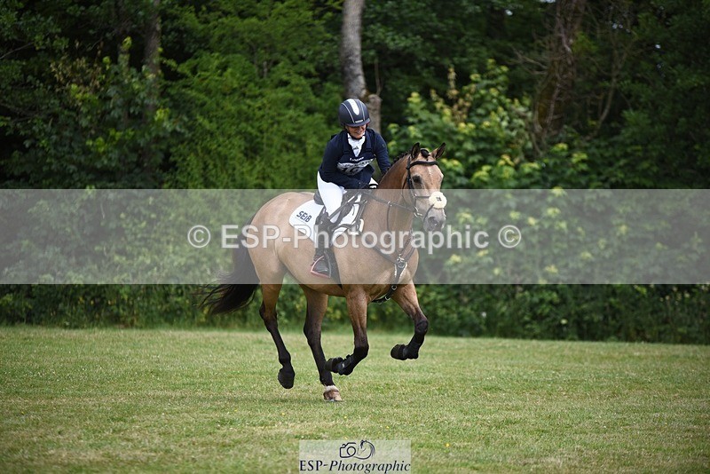 240630-104702-00130 - 102-Emily_Dobson-Silverlinings_Aphrodite