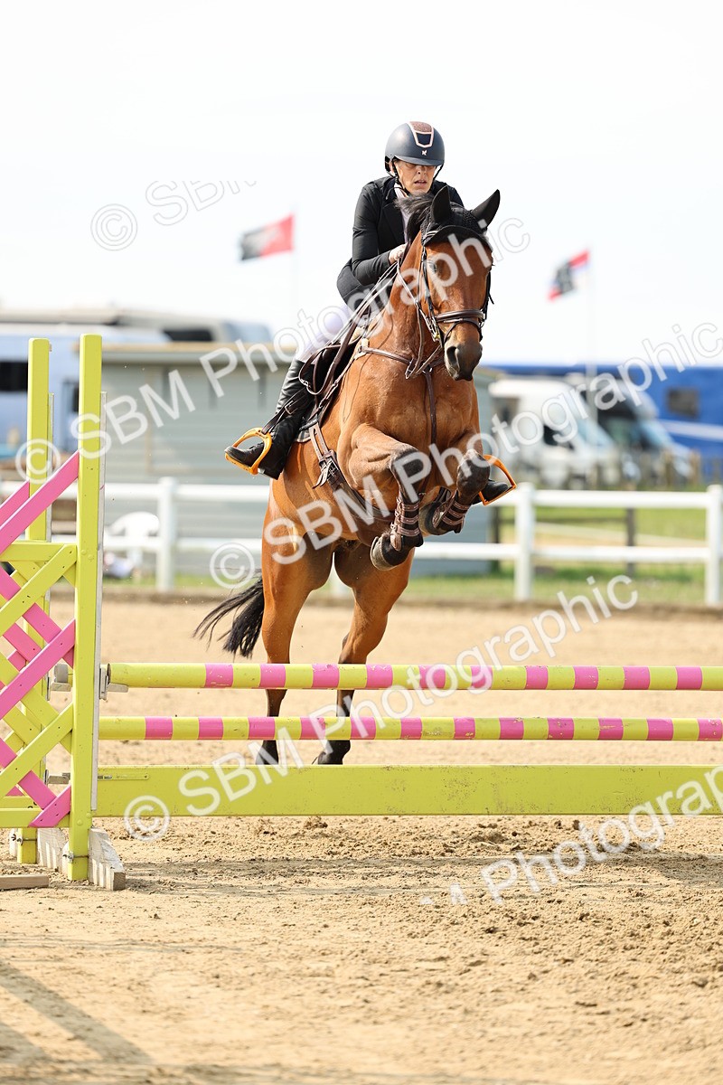 SBM_003950 - Class 15 - Clear Round