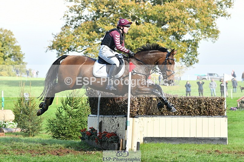 251025A-141559-21169 - G-507-Dominique.Kinnaird-Ainley