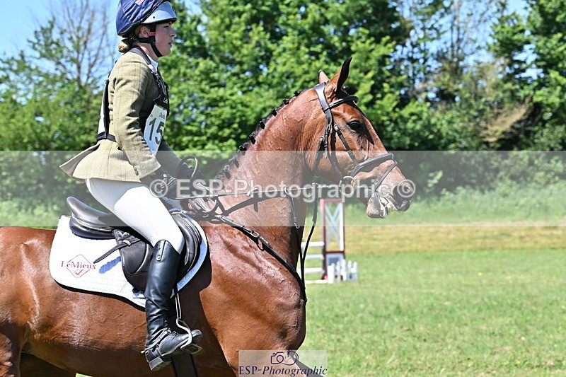 250522B-113750-01781 - 152-BILLY.EVERYTHING-Isabelle.Cook