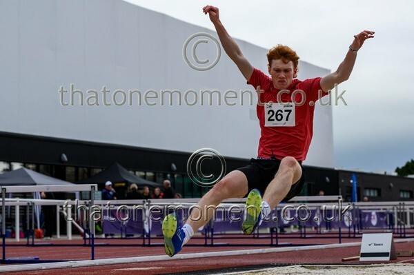 ComMast25-918913 - Field Male Set One