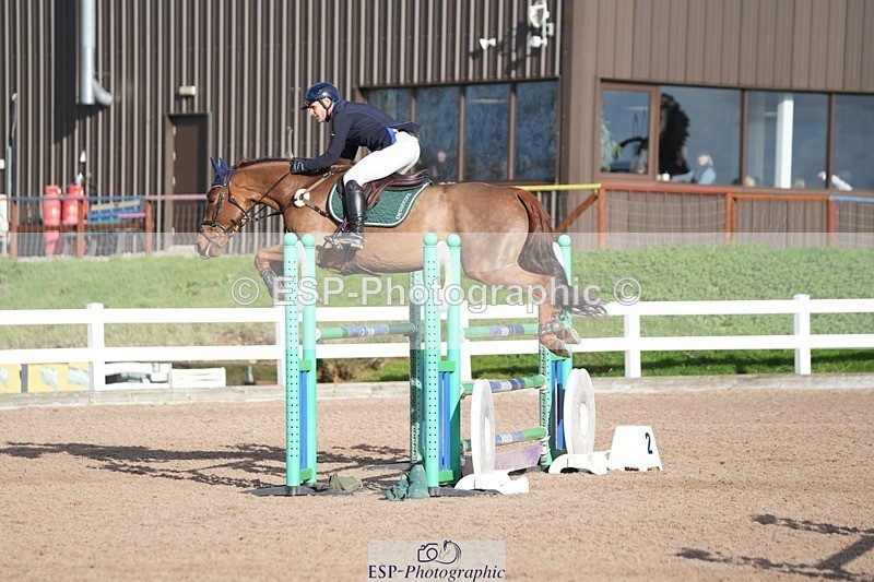 251108-131336-02671 - Cls 13 Foxhunter and 1.20m Open