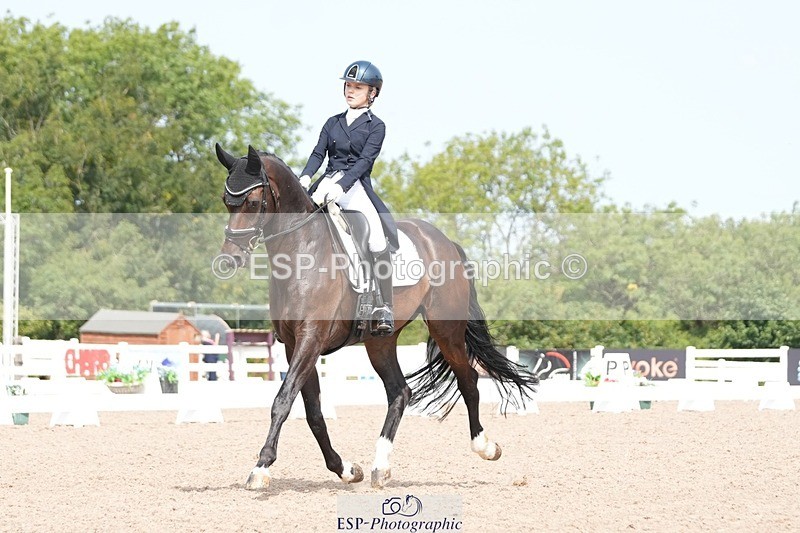 250815-113713-00895 - 010-Beatrice.ButterworthIvo.II