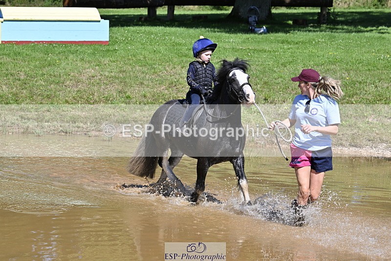 240728B-111530-01310 - Gemma's Group XC