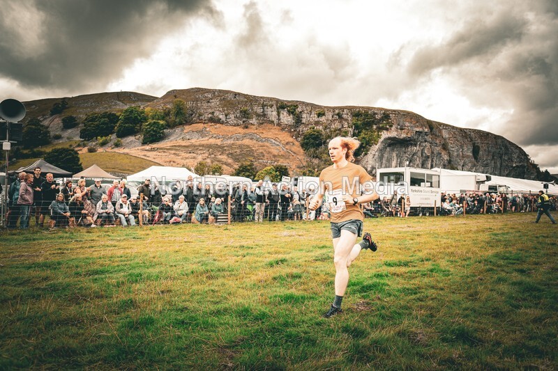 DSCF6308 - Kilnsey Crag race
