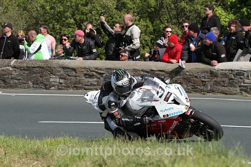 Michael Dunlop - RST Superbike Race