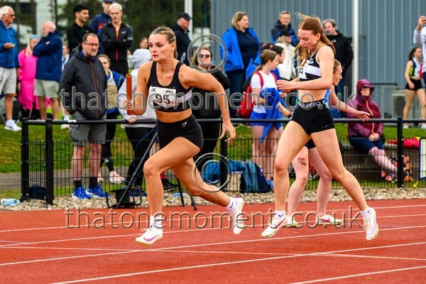 Relays25-917691 - Track Female Set Two