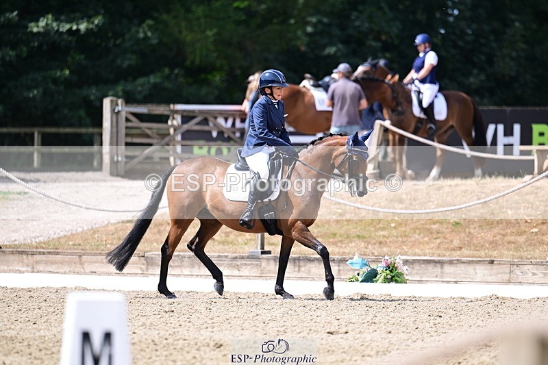 260802A-111635-05506 - Novice Silver break - break