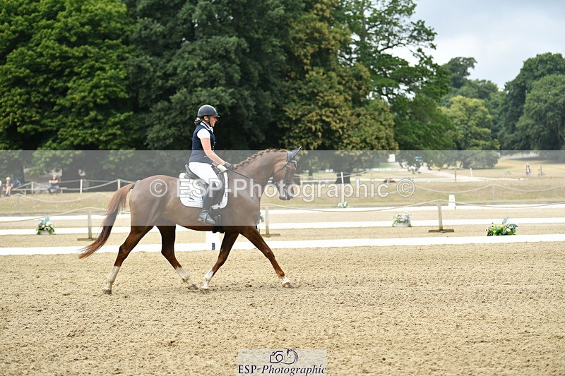 250718A-121125-01365 - 144-Verity.Perry-Vogue