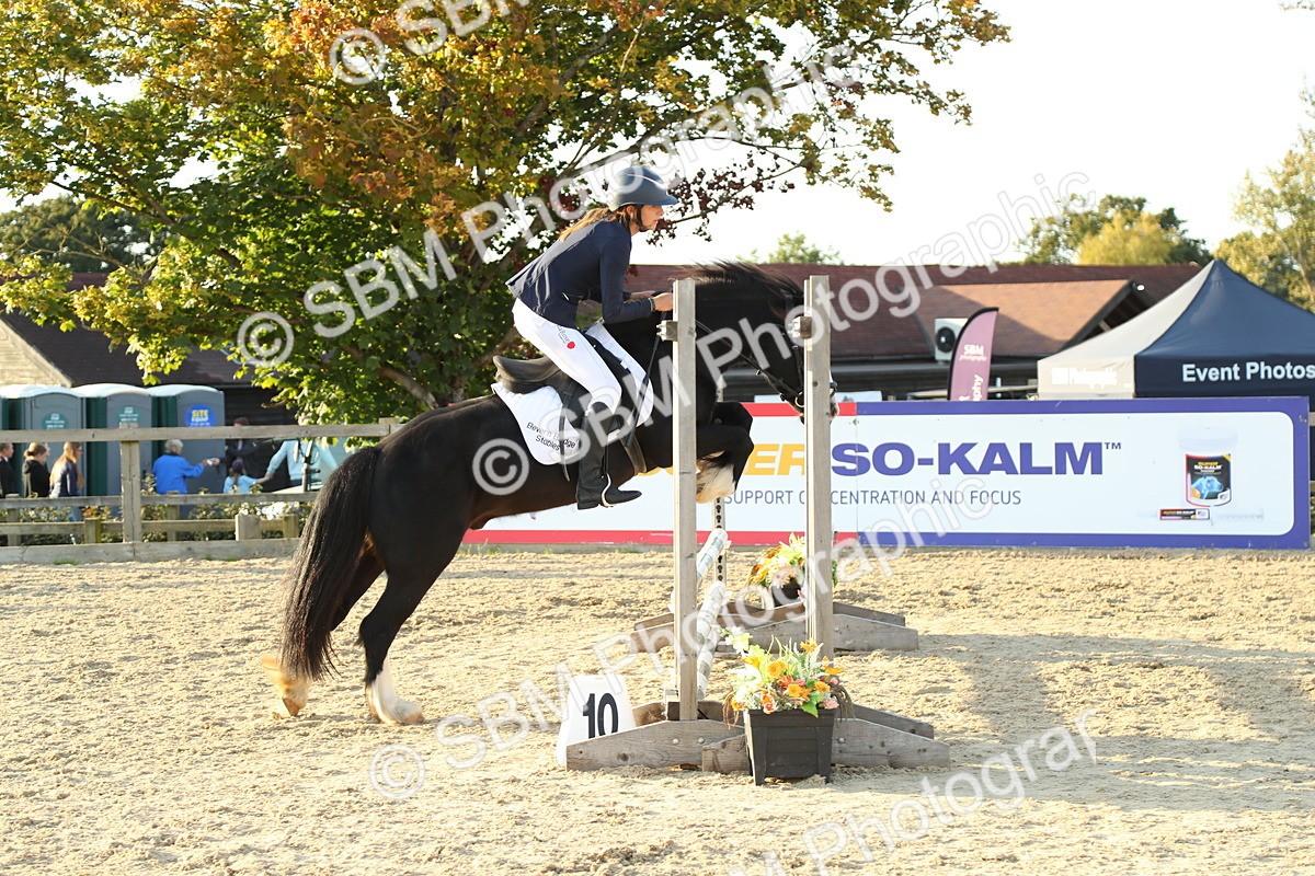 SBM_53852 - J8 - Junior Pony 65cm Championship