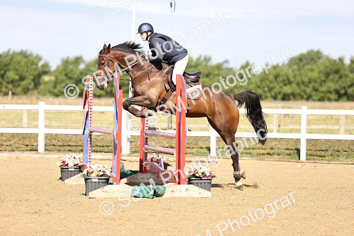 SBM_009222 - Class 7 - Senior Discovery - 1.00m Open