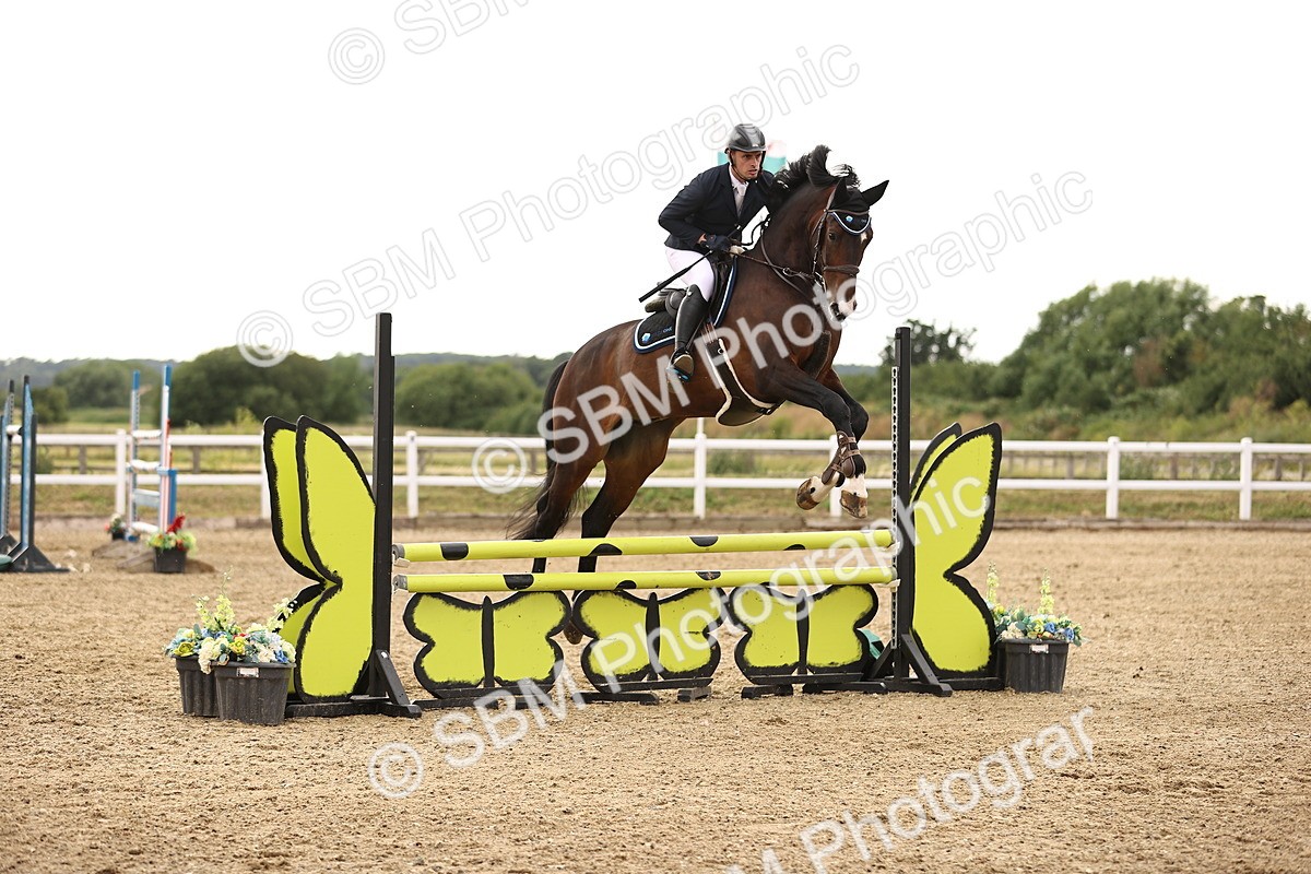 SBM_004902 - Class 24 - Arit Senior British Novice - 90cm