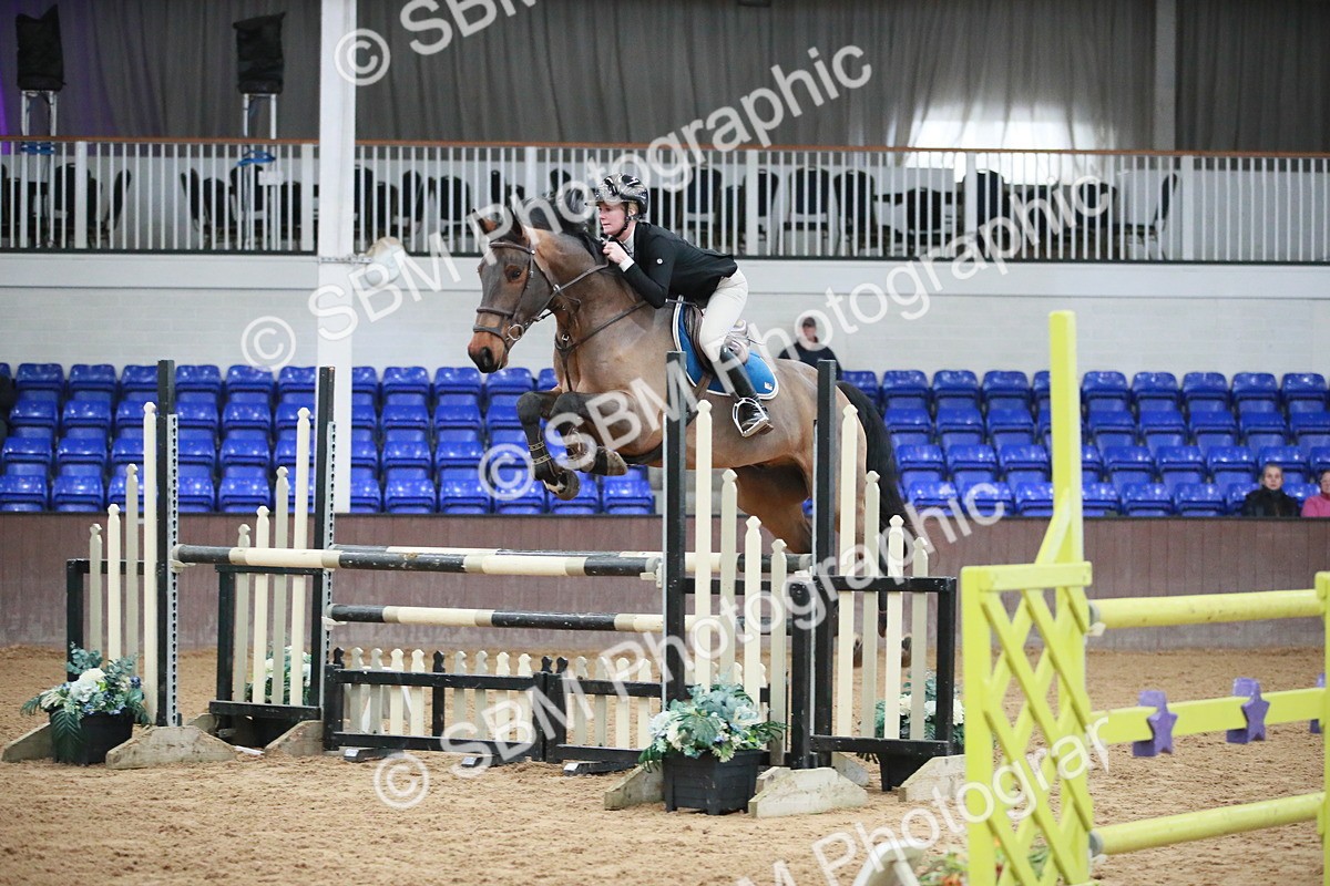 SBM_000975 - Class 4 - Senior Newcomers - 1.10m Open