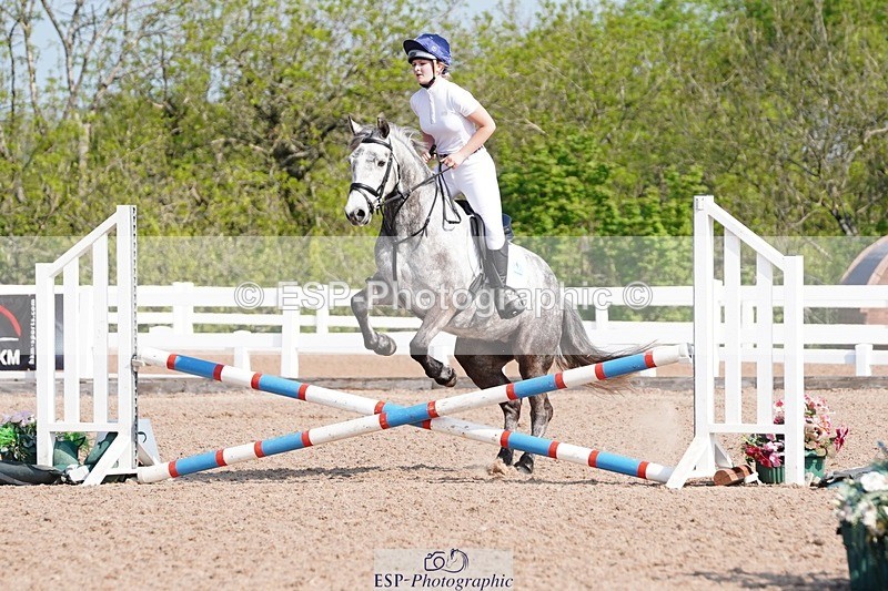 250503-093904-00107 - Cls 16 Clear Round 40cm and 50cm