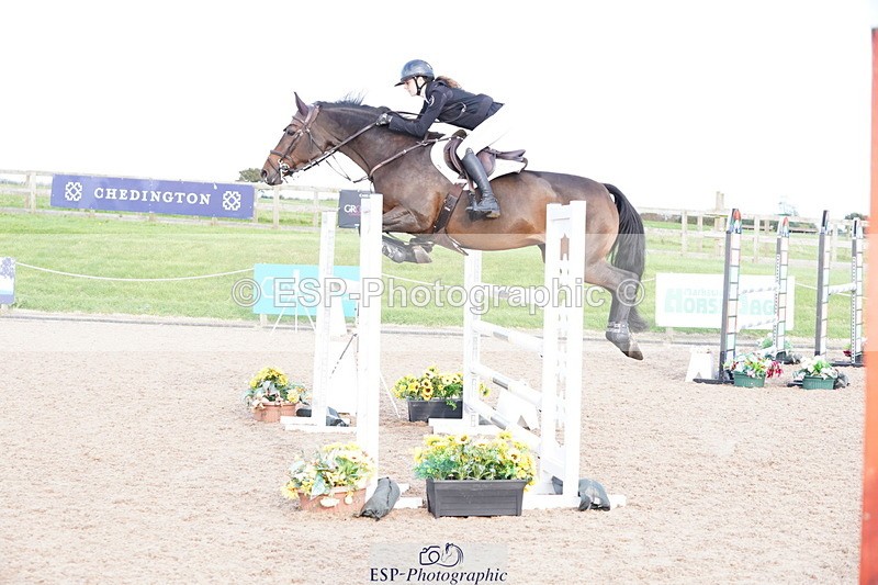 241004A-164402-02852 - Fri 05 Nat 1.30m & 1.40m Open