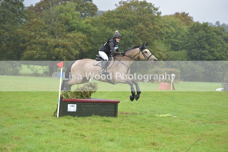 RAY_9548 - Class 2: 70cm: Corner