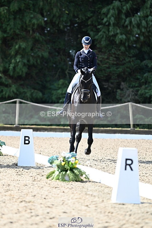 250810A-101000-05040 - 132-Rebecca.CowderoyNights.Dream