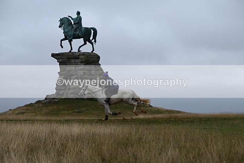 DSC_0457 - Time at Statue 09:51 to 10:54