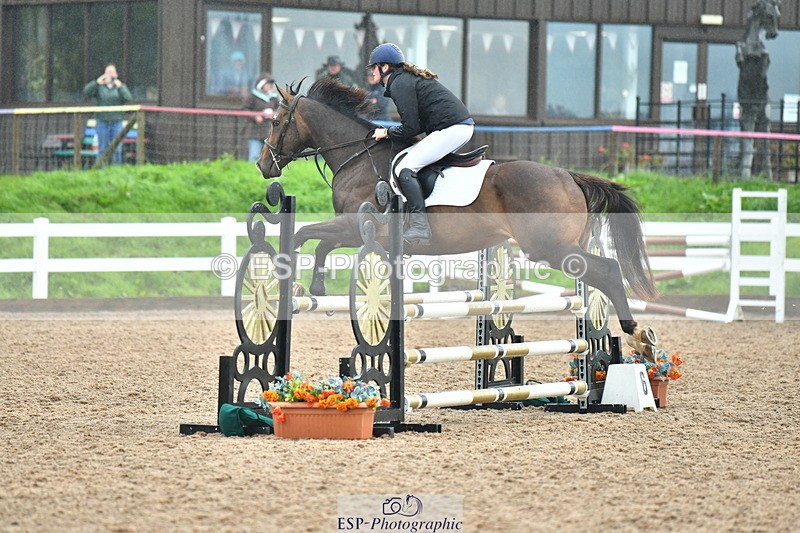 230812A-090927-07564 - Cls 25 A&B Brit nov & 90 Open