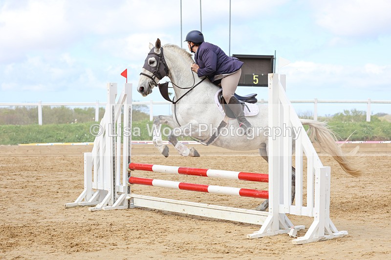 3E7A7004 - Class 7: 70cm Senior