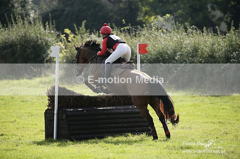  WWHT 171021 3151 - Intermediate (0.90m)  17/10/21