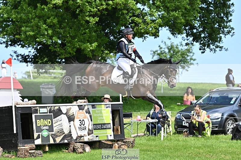 240525-141420-14757 - 165-RIDIRE_DORCHA-Lucy_Stimson