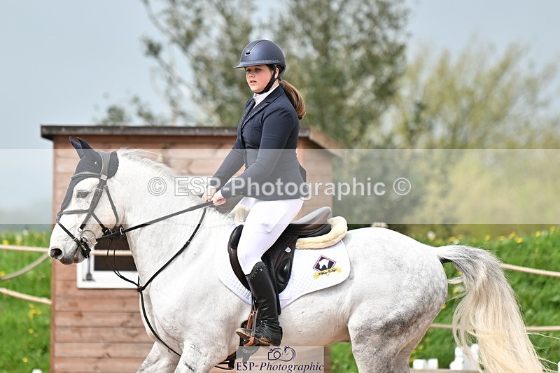 240506A-105700-08340 - Cls 3  Pony Discovery & 90cm Open