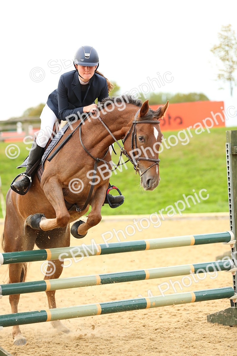 SBM_76120 - J19 - Junior 90cm Supreme Championship