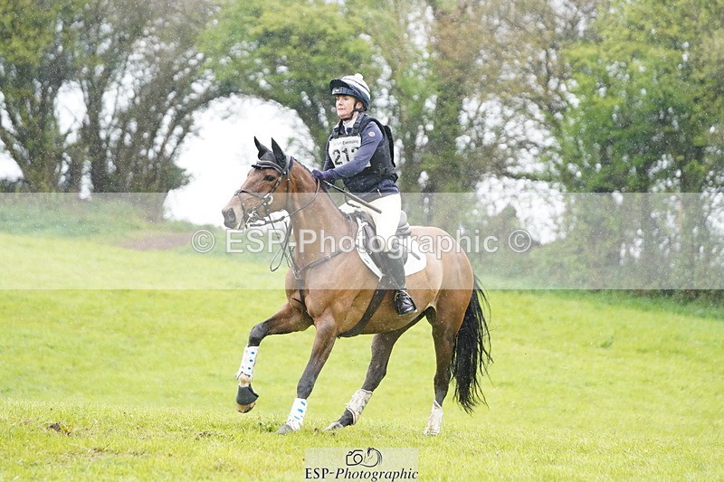 250418-135904-05151 - 212-Lucy.Lloyd-WATERNISH.BRIDLE.LANE