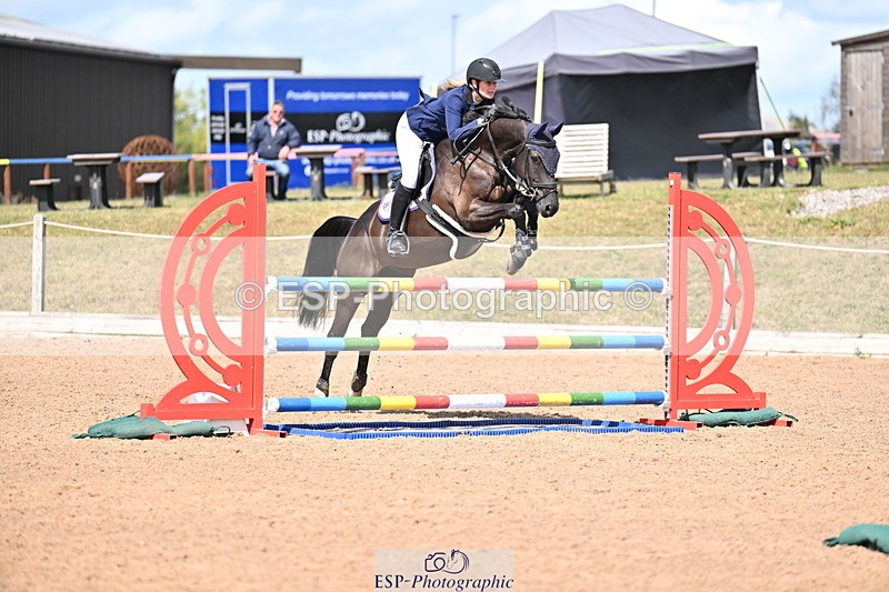 250827B-132544-00554 - Cls 4 Snr Newcomers 1.10m