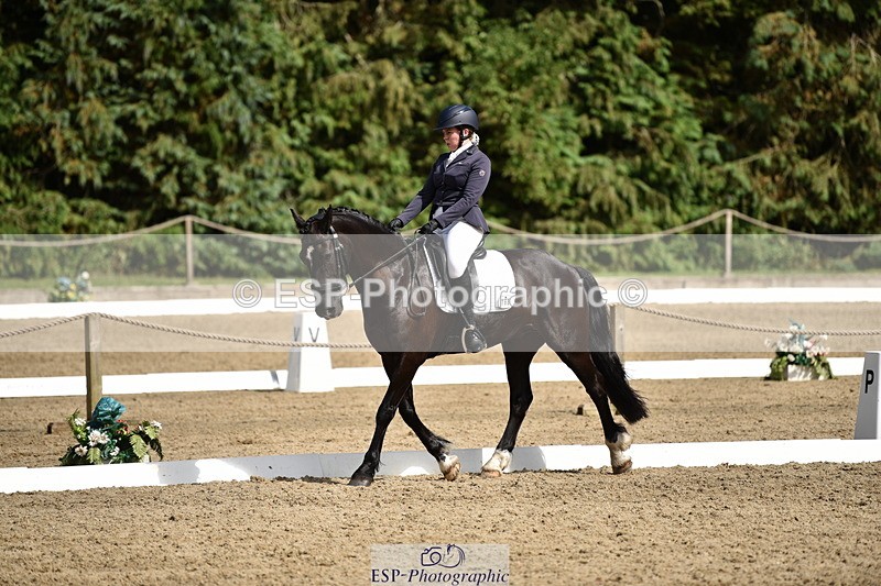 140110A-045528-12321 - 168-Samantha.Pring-Tongwynlais.Moon.Dancer