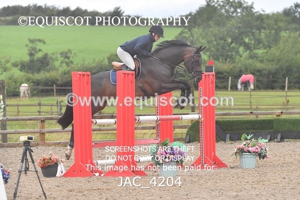 JAC_4204 - CLASS 6 Senior Newcomers/ 1.10m Open