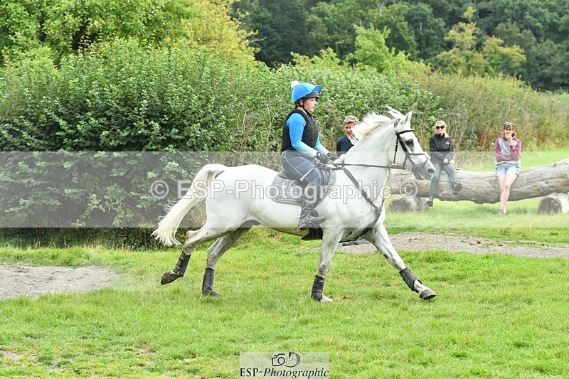 230817-152801-01509 - Theo's 2nd Group - XC