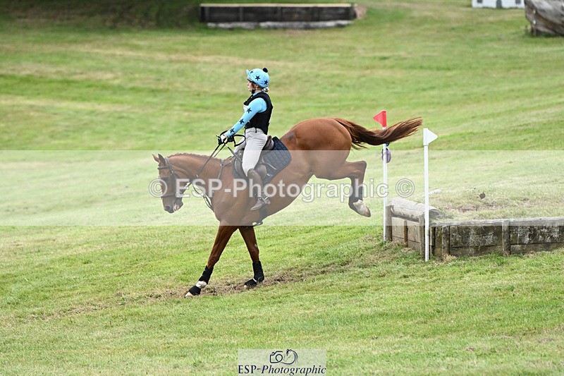 240825X-175429-38075 - 80cm XC 17.30 to End