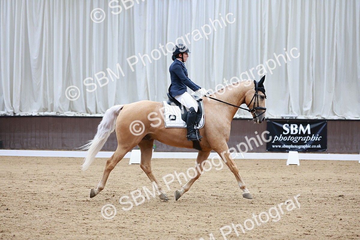 SBM_008717 - Class 6b - Novice 6 - 11.02-12.19