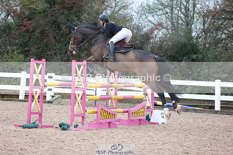 231112A-123642-04086 - Cls 19 Snr 1.05m Open