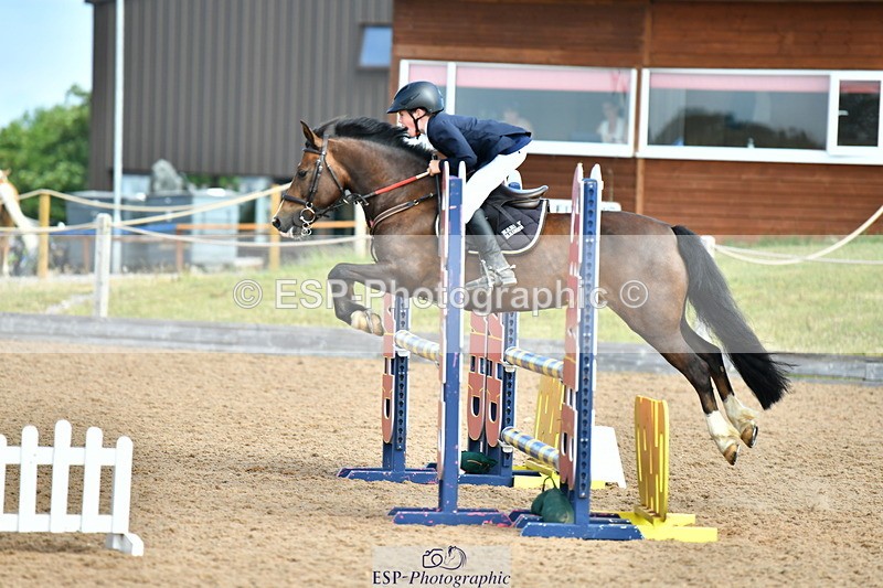 230624A-093728-00206 - Cls 36 Stepping Stones 128 & 138cm